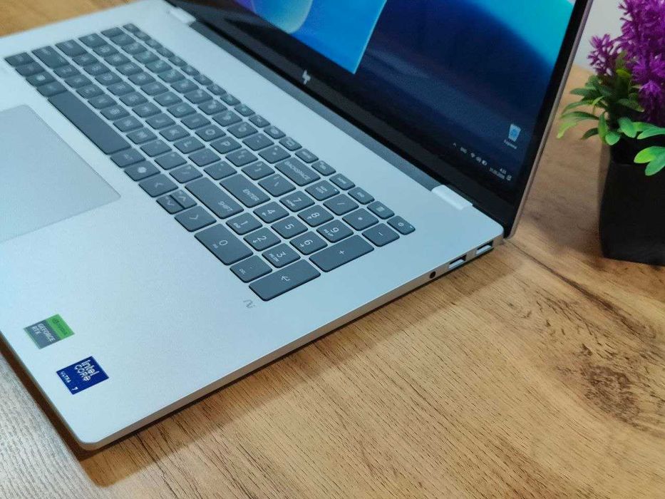 [ARZON] Noutbuk HP OmniBook 7 Ultra 7 / RXT 4050 / DDR5 32Gb / SSD 1Tb