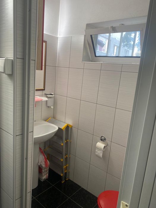 Inchiriez spatiu comercial Tic Tac