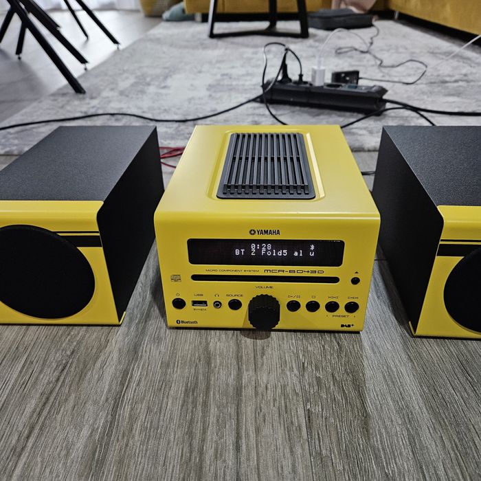 Minisistem audio bluetooth Yamaha  MCR-B043D