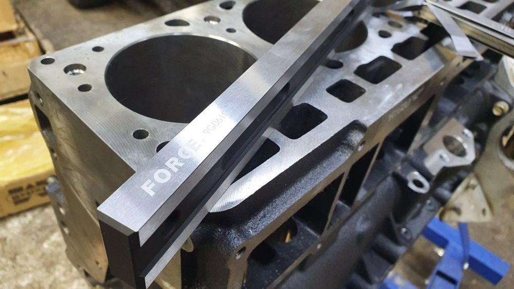 Ремонт двигателей ГАЗель, УАЗ.