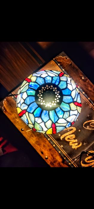 SUPERCADOU/lampi stil tiffany noi