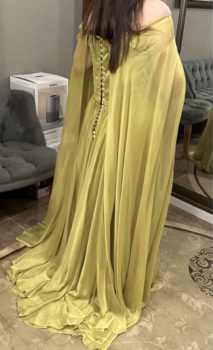 Платье вечернее рпзмер Л - ХЛ