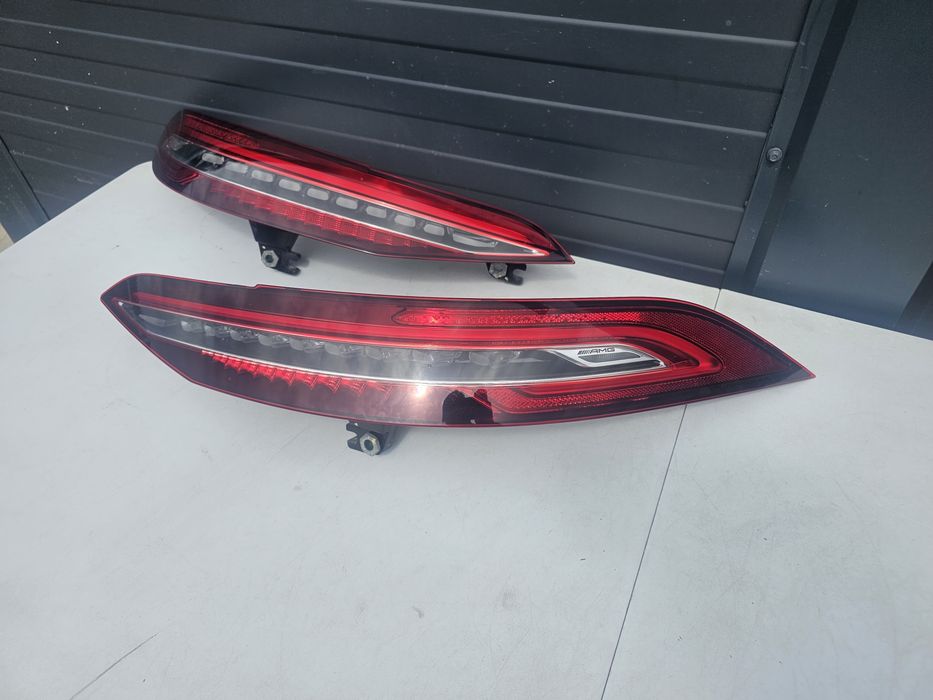 Stop / lampa spate Mercedes AMG  GT 4  X290 W290