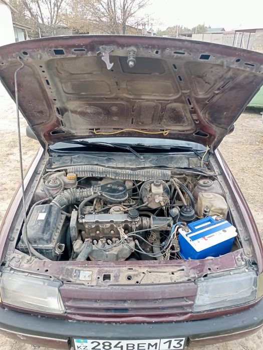 Опел Вектра Седан