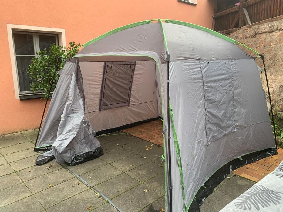 Pavilion camping mare