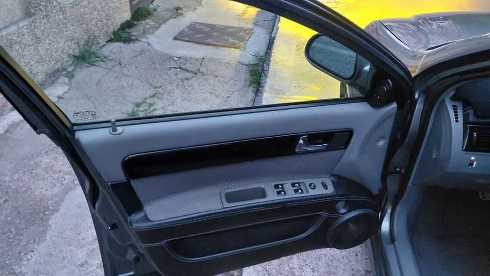Lasetti 1.6  avt