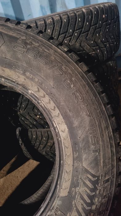Продам зимние шины Hakkapeliitta 8
