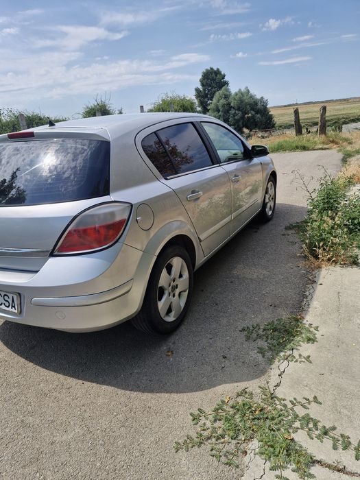 OPEL Astra 2005 — imagine 2
