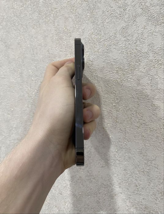 Продам iPhone 13 Pro