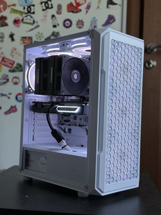 PC Gaming RGB RTX 4070s i7 12700kf 32gb DDR5