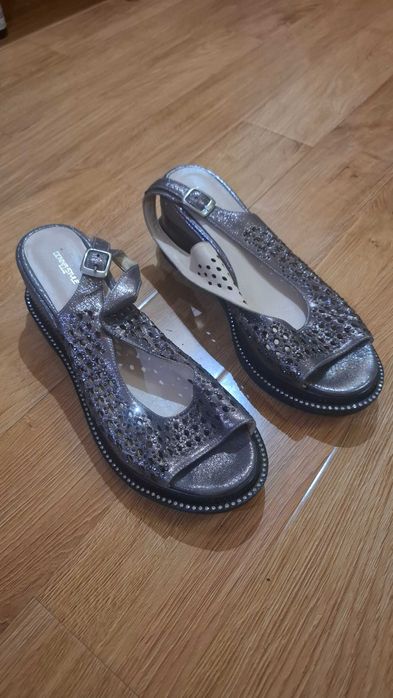 Женская обувь 42 размер