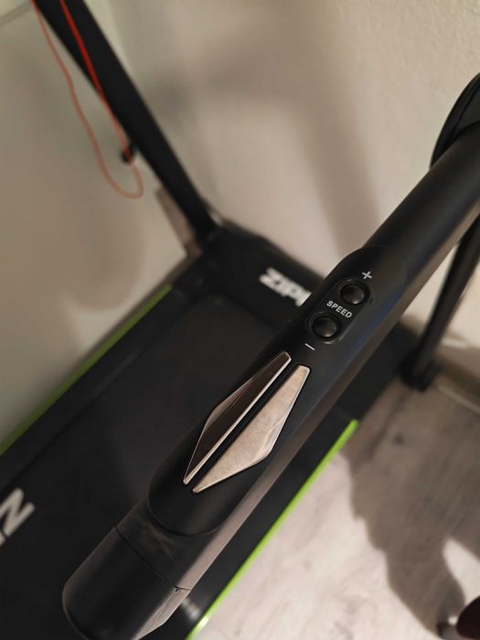 Бягаща пътека ZIPRO Jogger, 1080W, скорост 1-16 км/ч, максимално тегло 120 кг