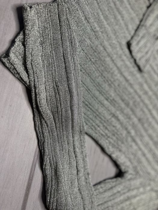 В наличии блестяшшяя кофточка от нм англия