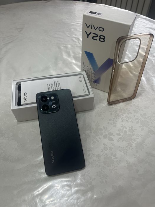 Продам смартфон Vivo Y28