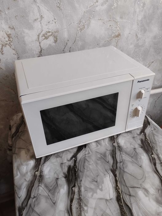 Микроволновая печь Panasonic NN-SM221W