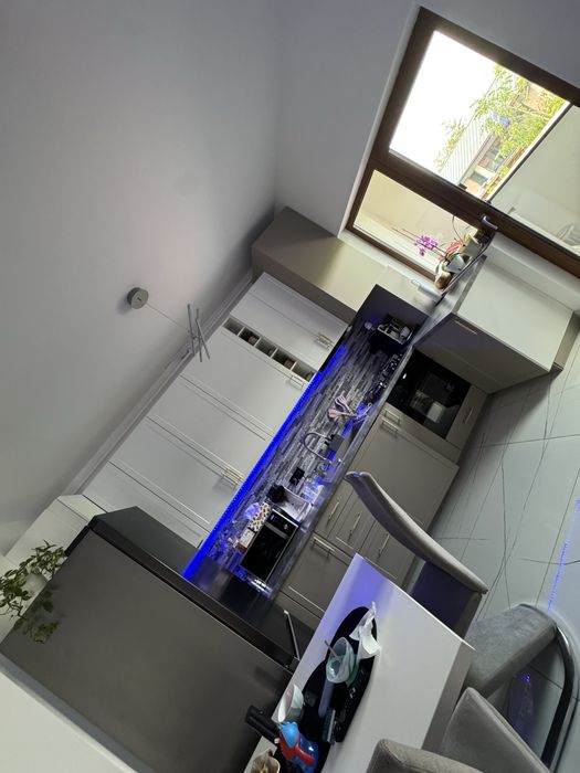 Apartament cu 2 CAMERE,la cheie,MODERN