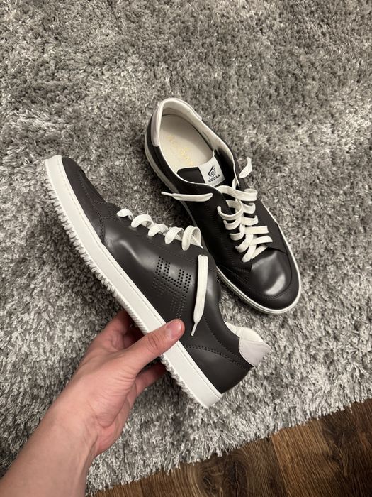 Adidasi/Tenesi Hogan 46-47