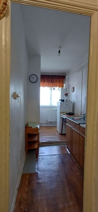 Vând garsonieră etaj 1