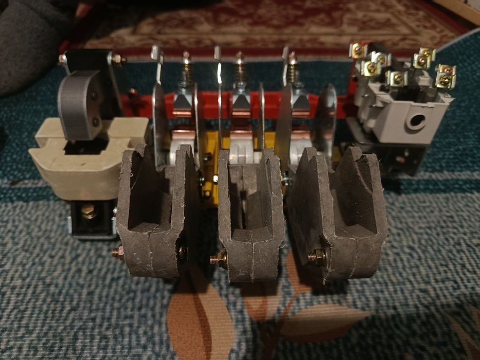 Продам контактор КТ-6023