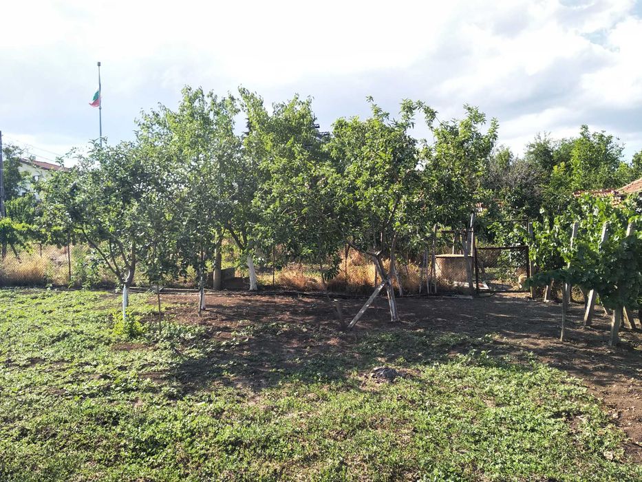 Продава се Парцел в Бургас, Зорница - 1957 кв.м за 106 €/кв.м - Снимка #2