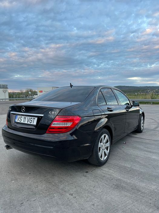 Mercedes Benz C Class - Facelift 2012 - Manual - 2.2 Diesel