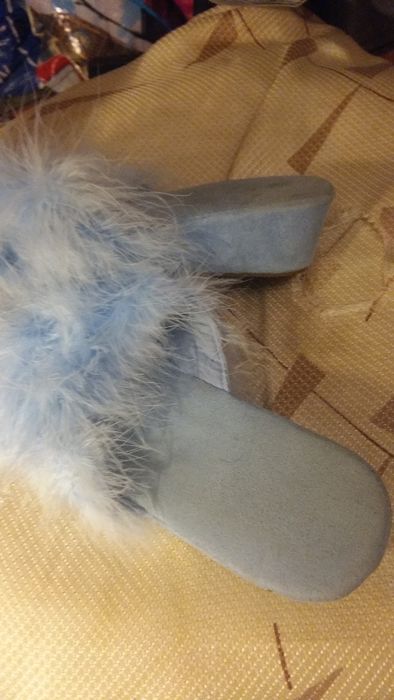 Тапочки домашние с пушком