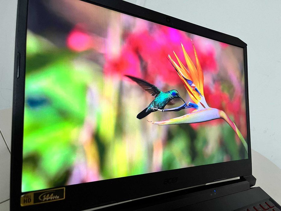 Продаю игровой ноутбук Acer Nitro 5