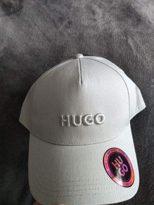 Hugo Jude șapcă unisex gri deschis cu logo brodat marime OS noua originala