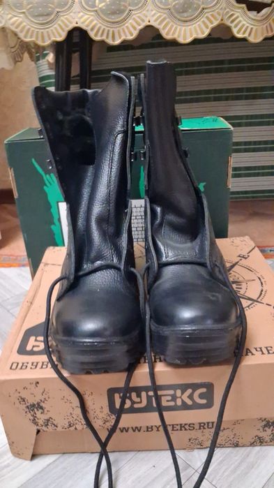 Продам ботинки зимние.