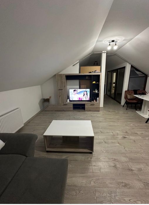 Închiriez apartament lângă Facultatea Drăgan