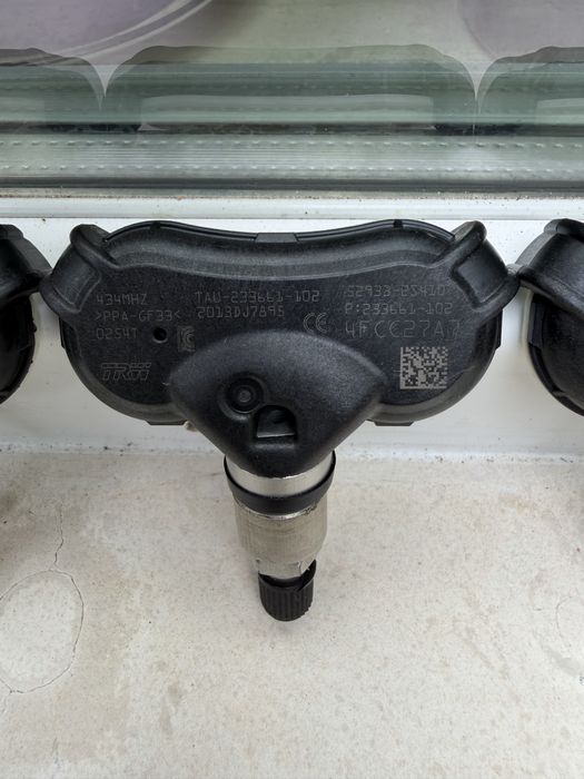 Оригинални TPMS датчици Hyundai/Kia TRW – 4 бр.