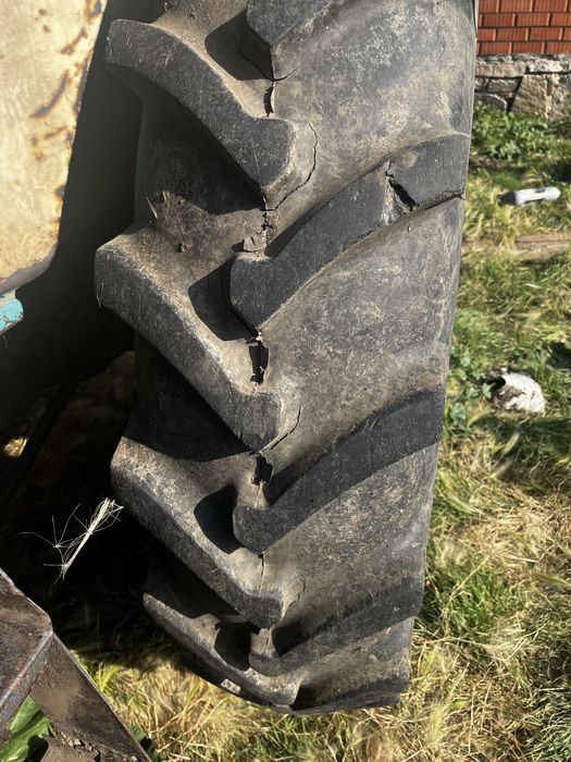 Трактор юмз-6.