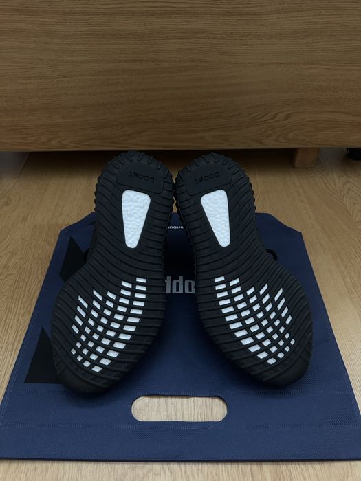 Yeezy 350 Onyx - 38