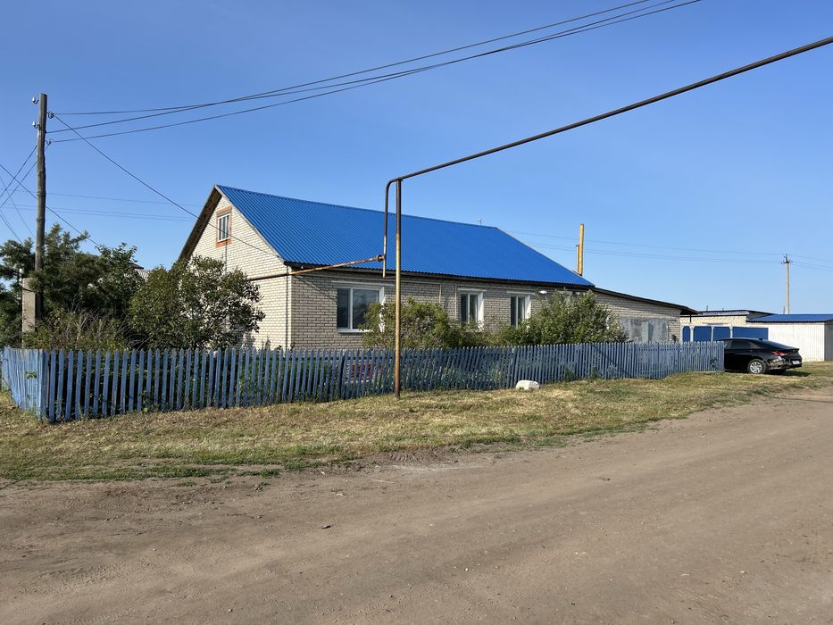 Продам дом в п.Октябрьское(Казахстанец)