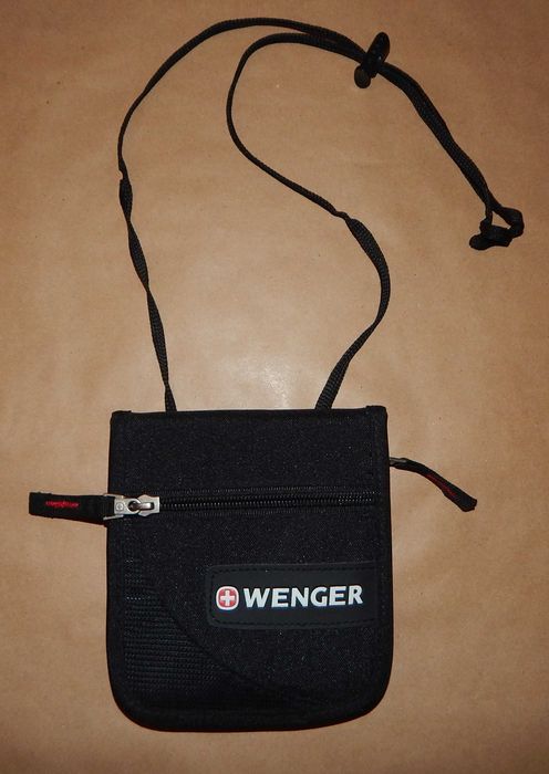 Portofel de gat Wenger, nou fara eticheta