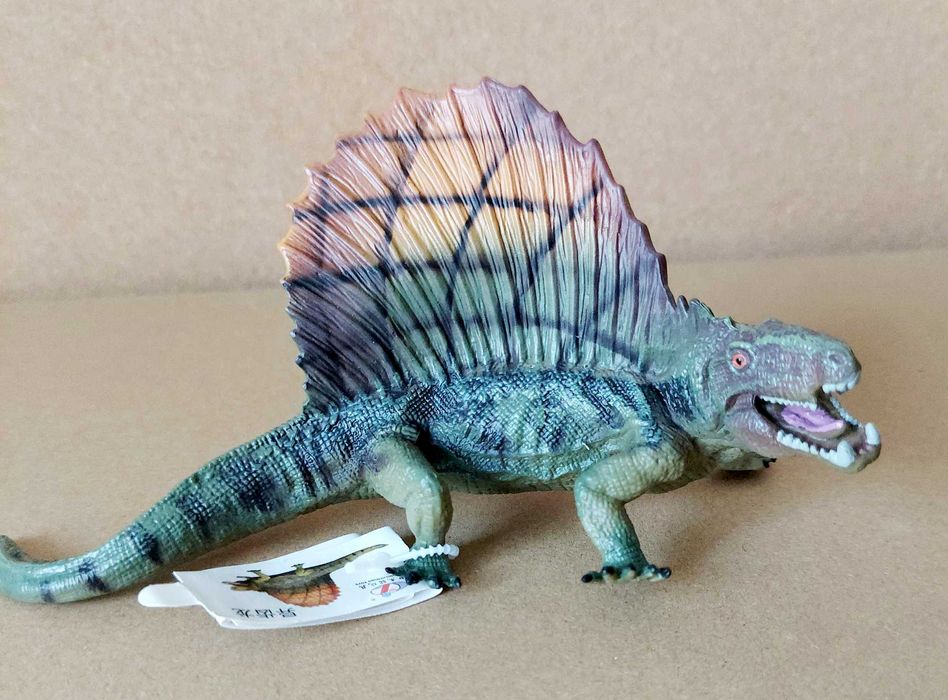 Фигурки на животни от юрския период