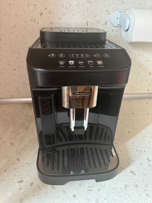 Кафе машина Delonghi Magnifica Evo