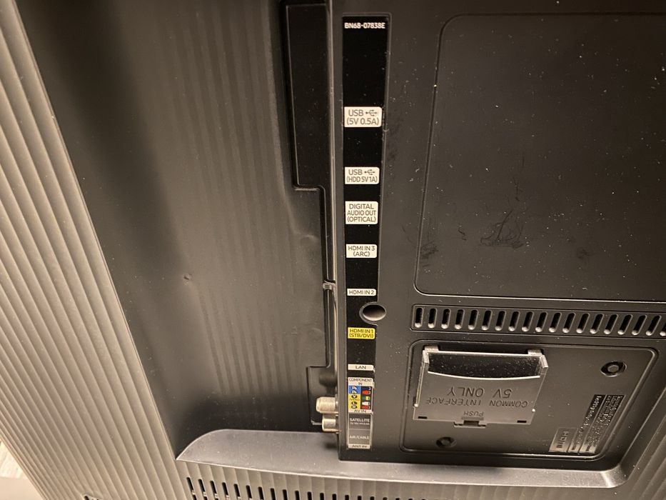 LG телевизор