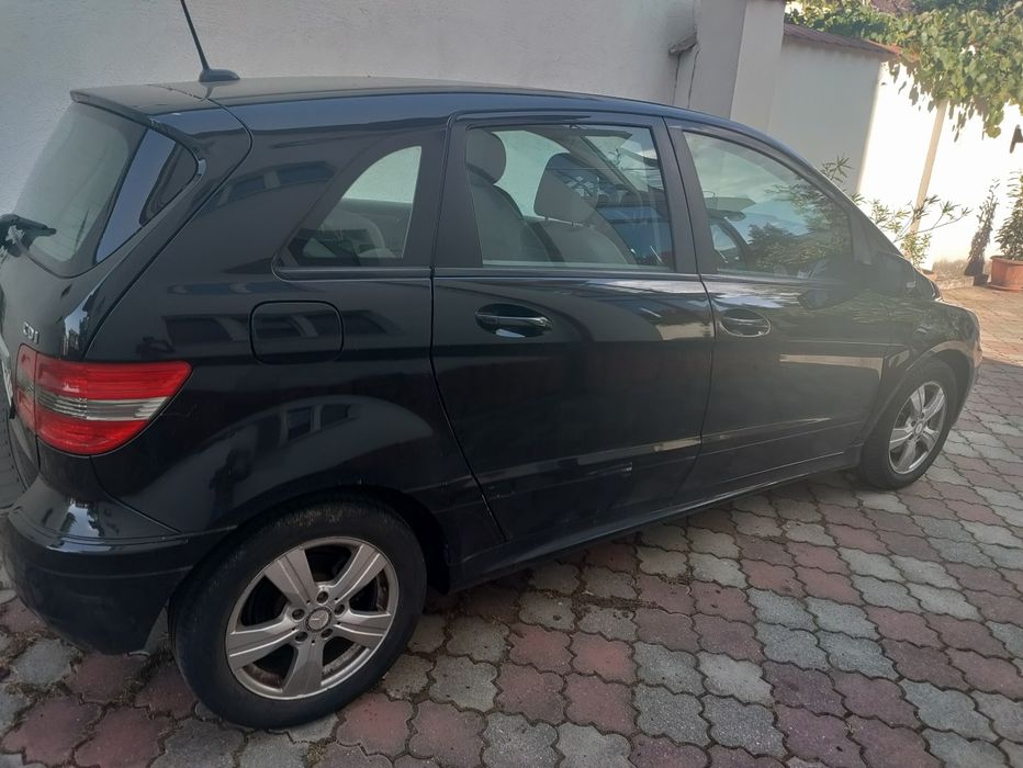 MERCEDES-BENZ B-Class 2010 — imagine 4
