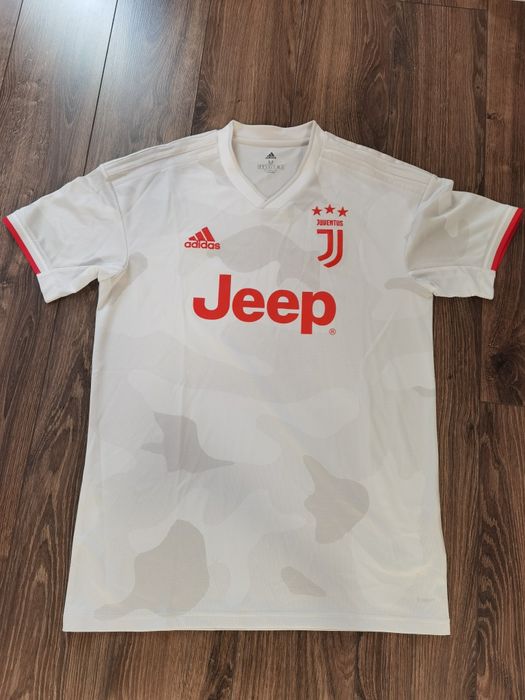 Оригинална футболна тениска на Ювентус