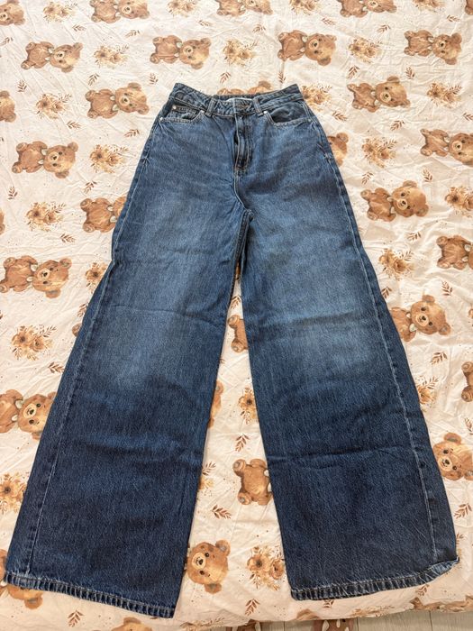 Дънки от Zara.