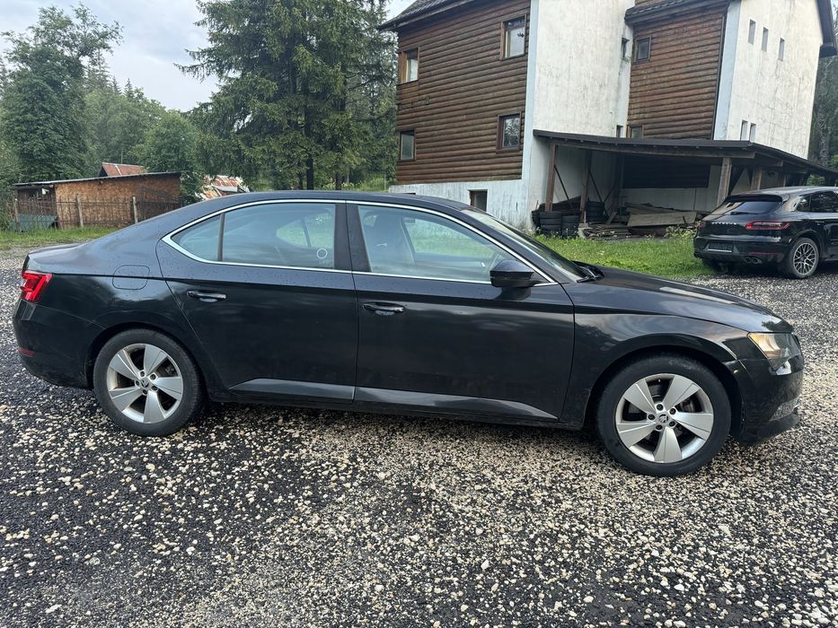 Skoda Superb 2,0 d -2018-E6