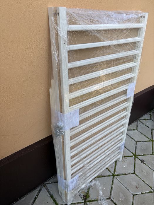 Patut copii din lemn Hubners Dominic 120x60 alb cu sertar + protectii