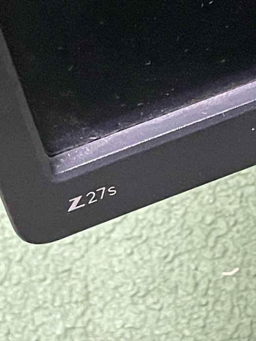 Монитор и клавиратура