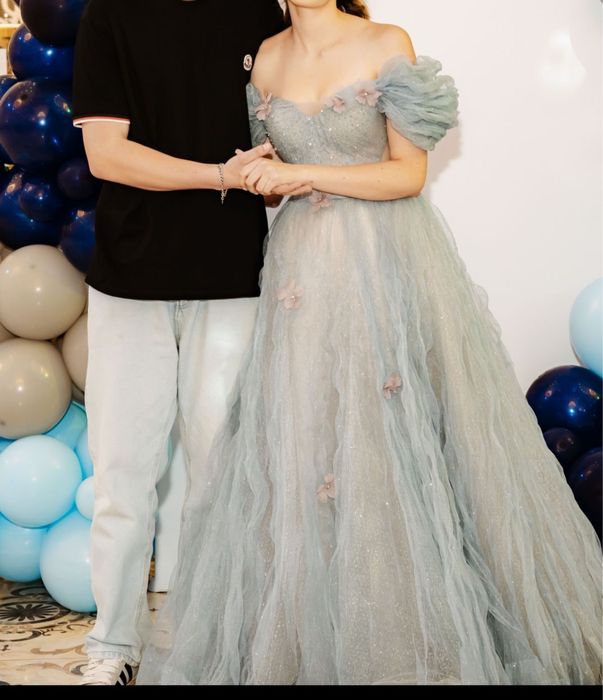 Платье вечернее