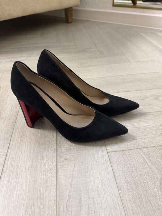 Продам сапоги весна 38 размер кожа