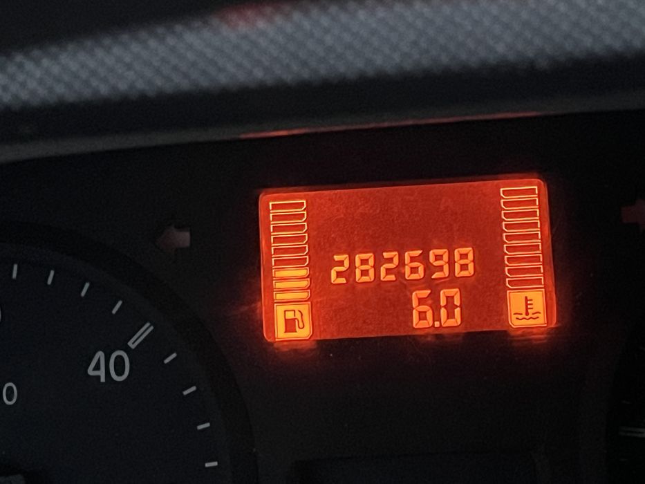 Renault master 2.5dci Климатик Швейцария Теглич