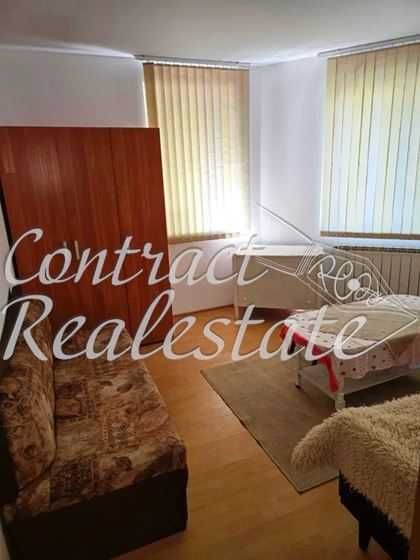 Дава се под наем Двустаен апартамент в Варна, Лятно кино Тракия - 45 кв.м за 306 € - Снимка #1