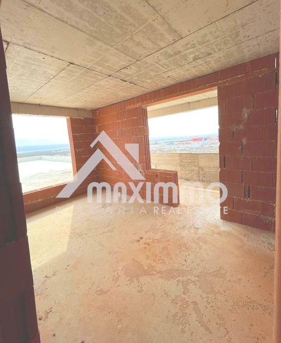 Продава се Тристаен апартамент в Варна, Владислав Варненчик - 90 кв.м за 1100 €/кв.м - Снимка #1