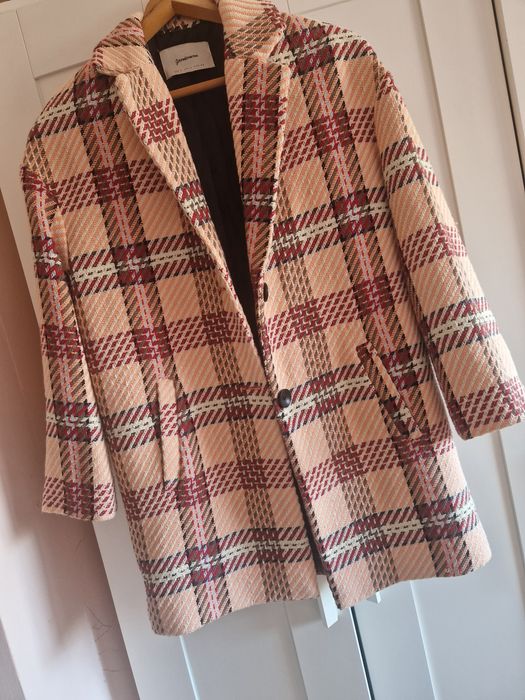 Палто на Stradivarius